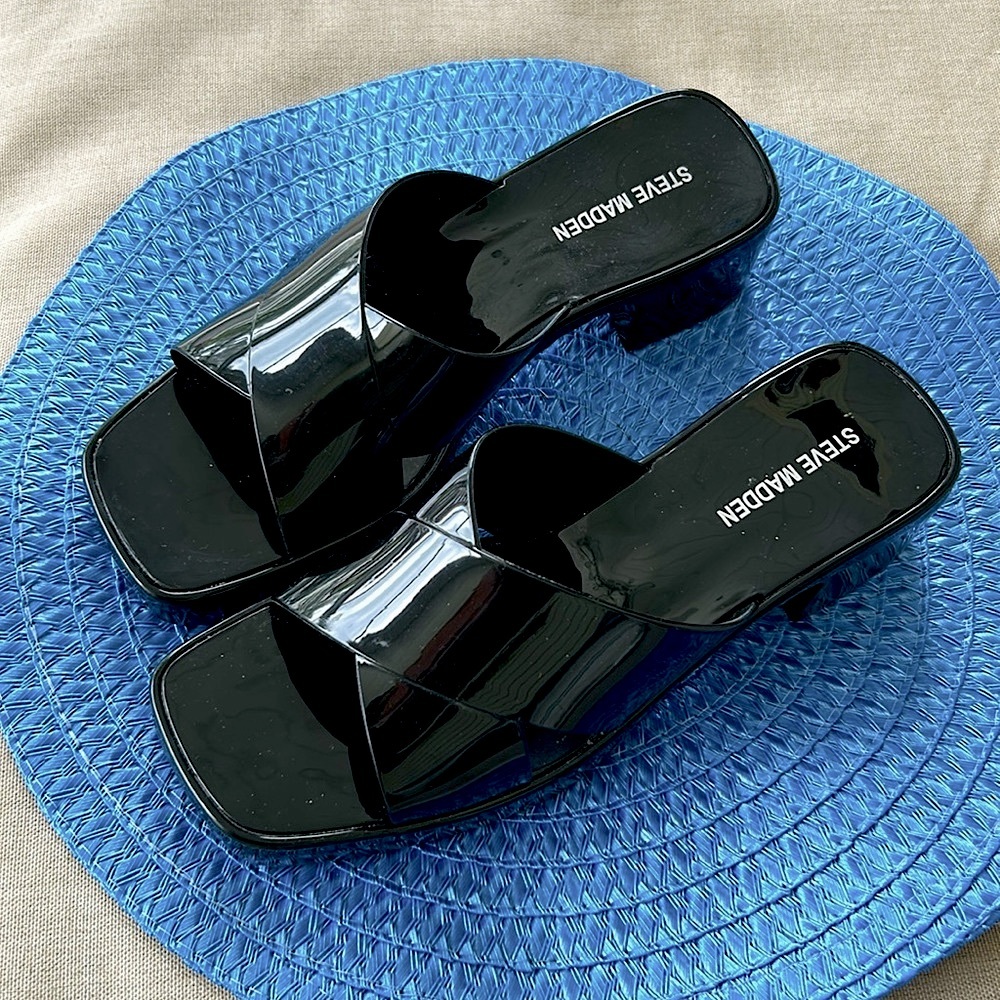 💥NWOT Steve Madden Sandals- Size 9 M💥